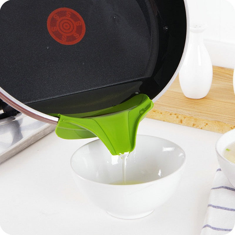 Embudo de Silicona Plegable para Cocina